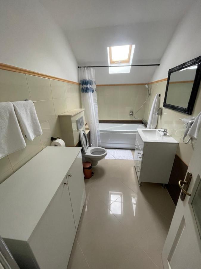 Apartament Eroilor II Apartament Suczawa Zewnętrze zdjęcie